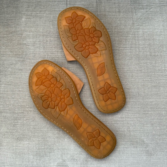 BORN HAND CRAFTED SOFT GENUINE LEATHER SANDAL BEIGE/TAN GREAT CONDITION - Picture 2 of 5